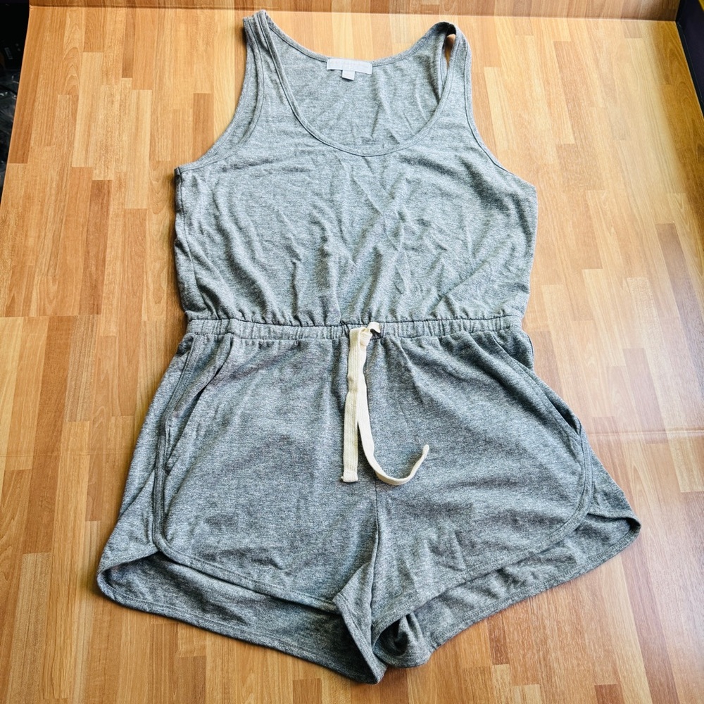 Spiritual gangster gray sleeveless romper size medium